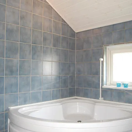 Holiday home 4 Bedroom Stunning Home In Knebel Knebel