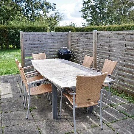 Holiday home 4 Bedroom Stunning Home In Knebel Knebel